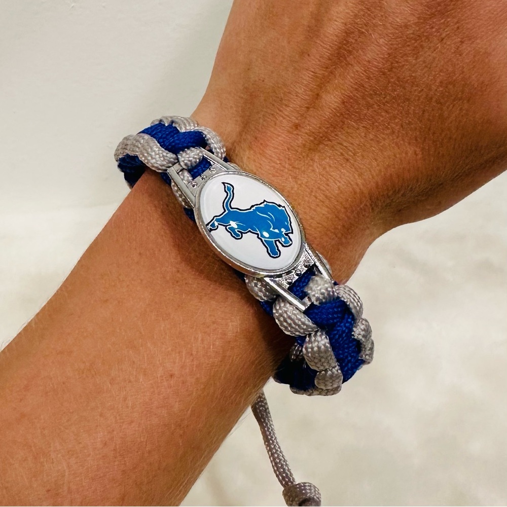 Detroit lions Blue and Gray Sports Team friendship Bracelet